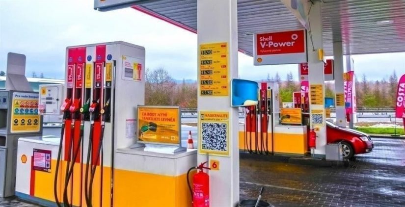 Великобритания приостанавливает действие закона о конкуренции для борьбы с паническими закупками топлива
