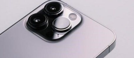 Apple сократит производство iPhone 13 из-за нехватки микросхем