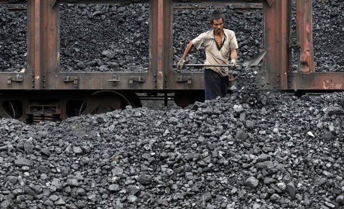 Китай устанавливает целевой уровень цен на уголь для снижения дефицита энергии
