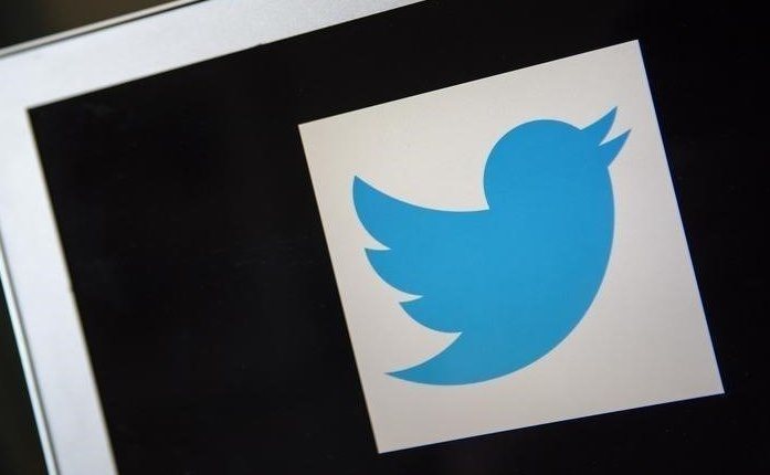 Twitter падает на 8%: неопределенность в отношении прибыли