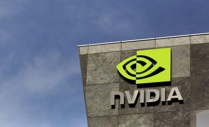 Nvidia прогнозирует положительный доход от спроса на чипы для центров обработки данных