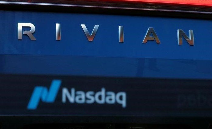 Rivian в упадке: оценка падает, но все еще выигрывает у Ford или General Motors