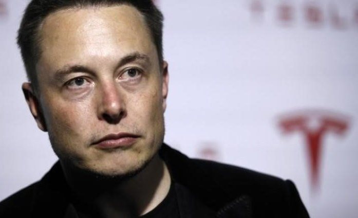 Tesla терпит крах: Элон Маск отрицает наличие подписанного контракта с Hertz