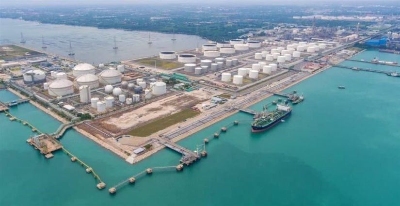 Китайские чайниковские нефтеперерабатывающие заводы наращивают импорт нефти из Ирана