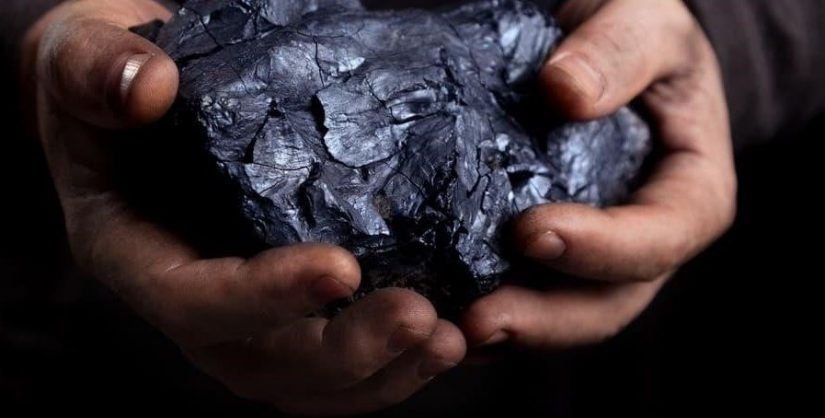 Уголь на пути к рекордам, несмотря на усилия по ограничению добычи