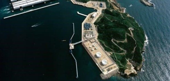 Япония продаст сырую нефть из государственных резервов в феврале