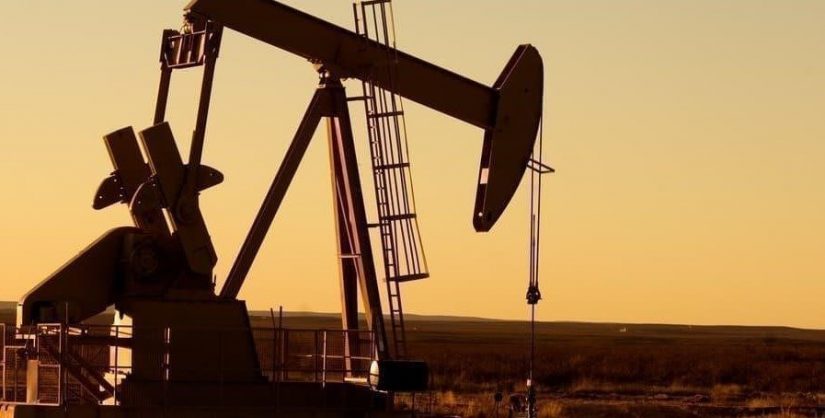 Цены на нефть отскочили назад, так как опасения по поводу омикрона ослабли