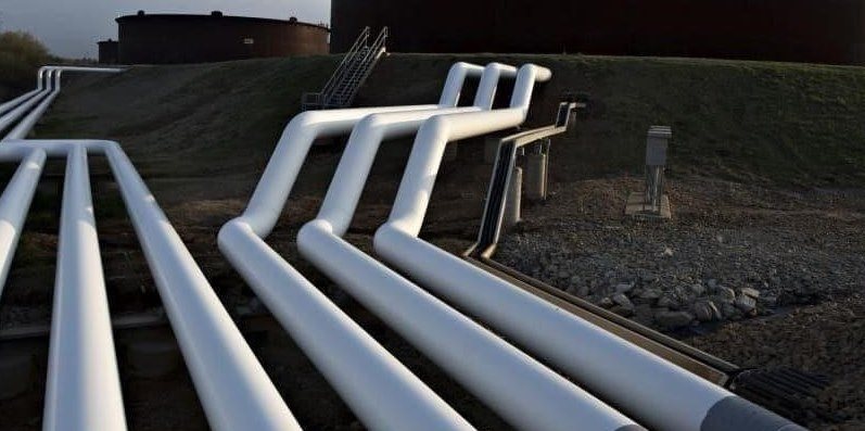 Цены на нефть удерживают рост на фоне сообщений API о снижении запасов сырой нефти