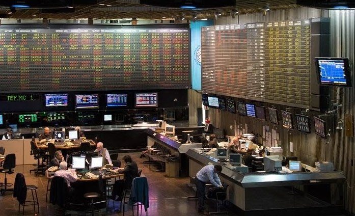 Фондовая биржа Буэнос-Айреса закрылась с ростом на 2,53 %