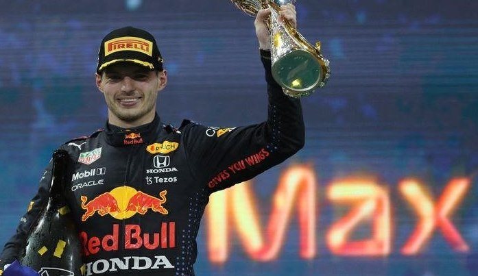 Mercedes отзывает апелляцию Формулы-1 и поздравляет Ферстаппена