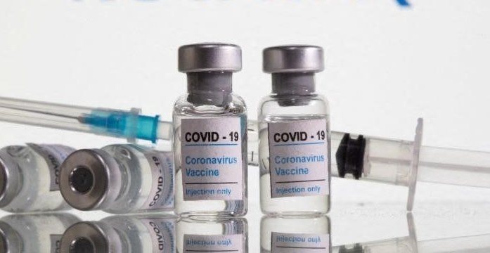 Компания Novavax утверждает, что ее вакцина против COVID вызывает иммунный ответ на вариант omicron