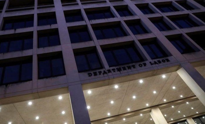 Стоимость рабочей силы в США за третий квартал пересмотрена в сторону повышения