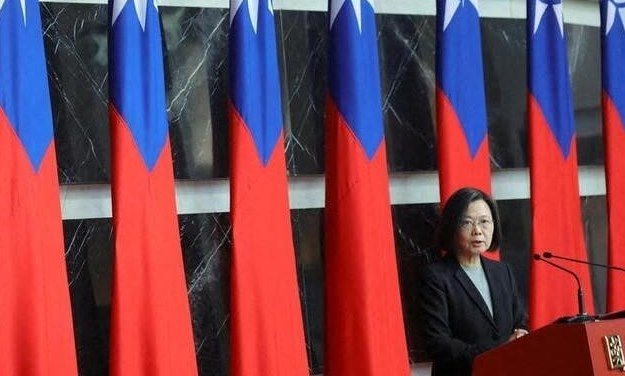 Президент Тайваня предостерегает Китай от "военного авантюризма" в новогодней речи
