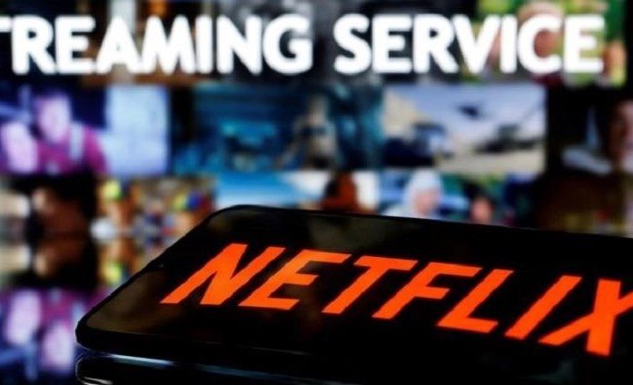 Netflix падает на 23%: массовые продажи ударили по Nasdaq и потянули его вниз