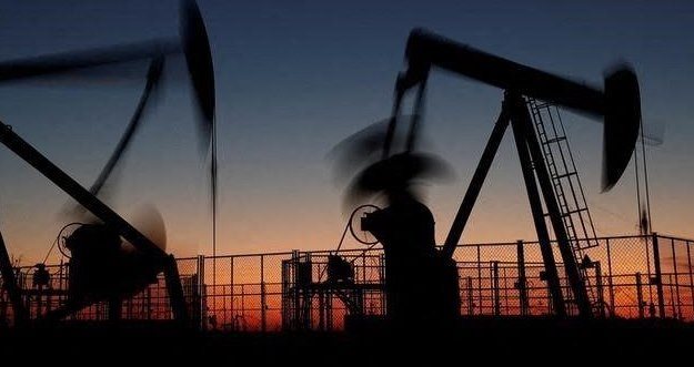 Цены на нефть удерживают рост, несмотря на возможное высвобождение запасов в Китае