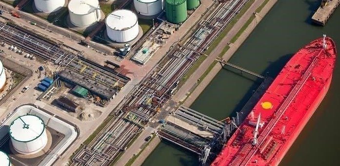 ОАЭ расширяют стратегический нефтяной центр для противодействия иранской угрозе