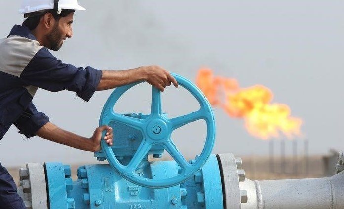 Нефть падает на 2% на фоне иранской ядерной сделки; российско-украинский конфликт ограничивает потери