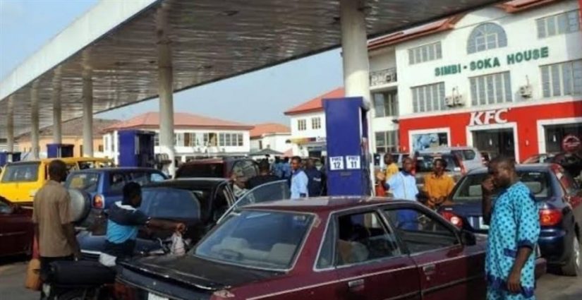 Субсидирование бензина обойдется Нигерии в 10 раз дороже, чем предусмотрено бюджетом