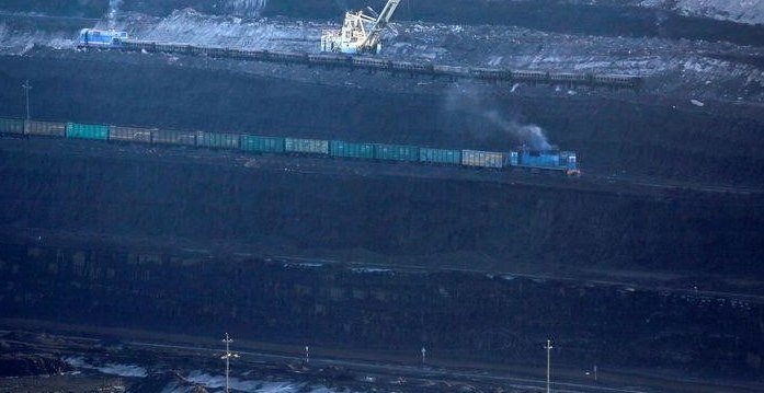 ЕС принимает новые санкции против России, включая запрет на импорт угля